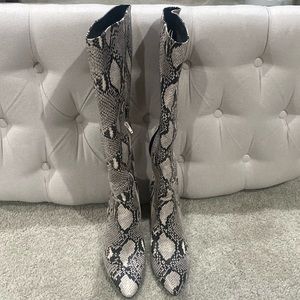 A new day by target Snakeskin tan & black sz 12 boots.